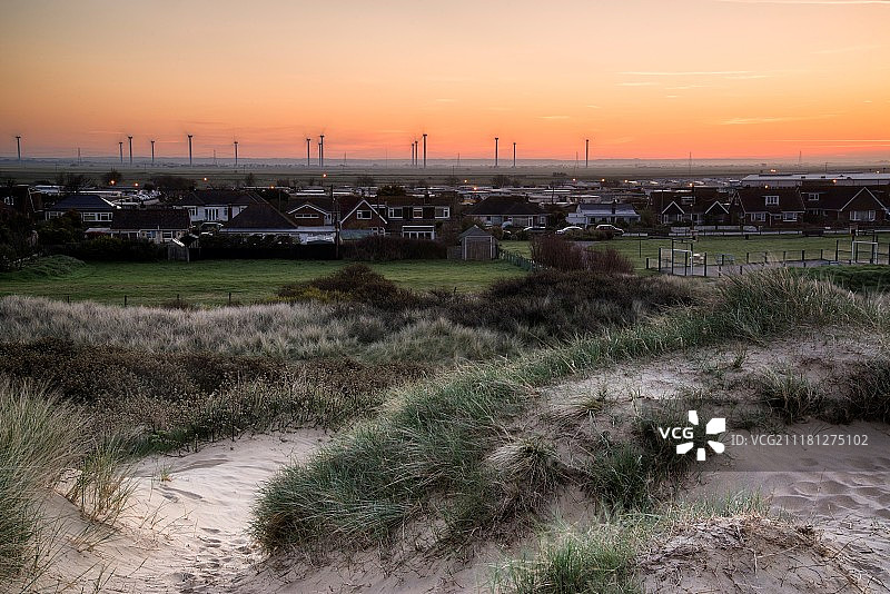 从金伯沙丘看到的黑麦风力发电场图片素材