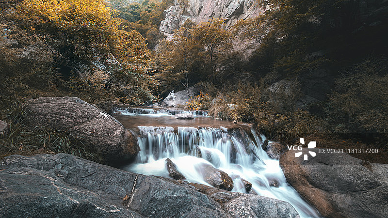 晋中绵山瀑布流水图片素材