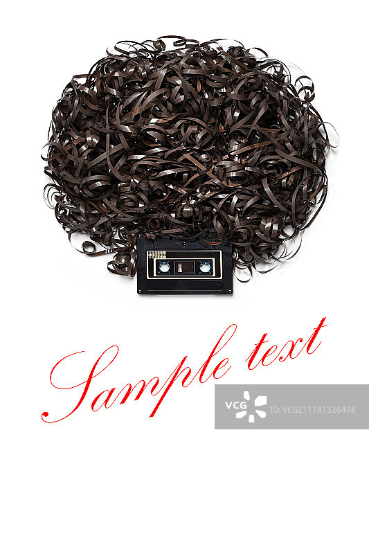 蓝尼·克拉维茨 - 用录音带制成的爆炸头发型头像图片素材