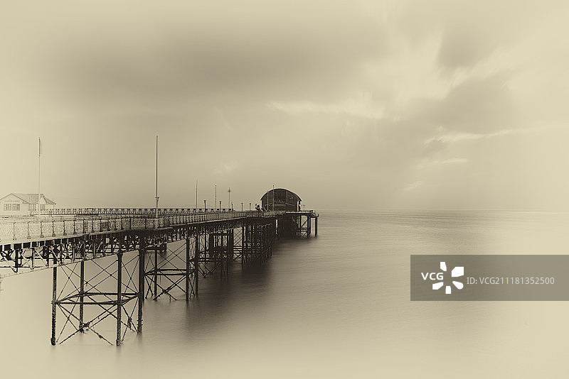 维多利亚风格灯塔风景照图片素材