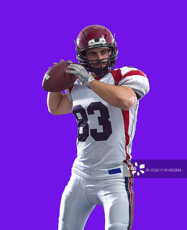美式橄榄球四分卫投球图片素材