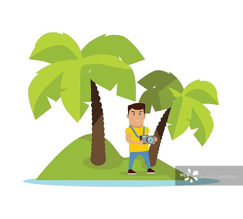 热带旅行概念矢量插画：前往异国热带国家旅行概念，扁平风格设计，夏季假期矢量插画：带照相机的男人在有棕榈树的小岛上，邮轮旅行者，白色背景图片素材