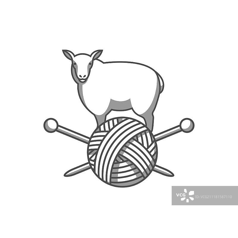 带有绵羊、纱线和编织针的羊毛标志，手工针织或裁缝店标签图片素材