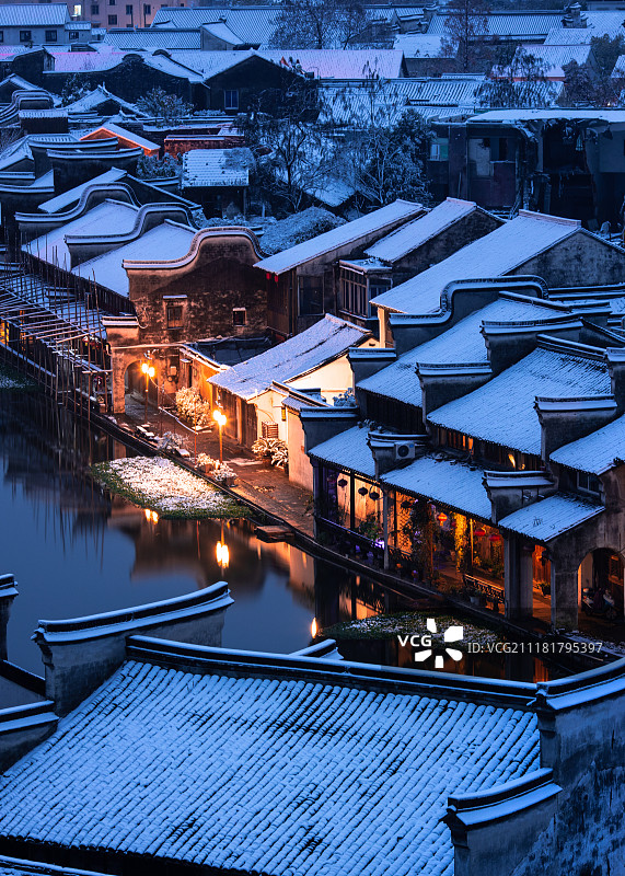 江南古镇雪景图片素材