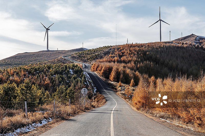 张北草原天路秋天风光图片素材