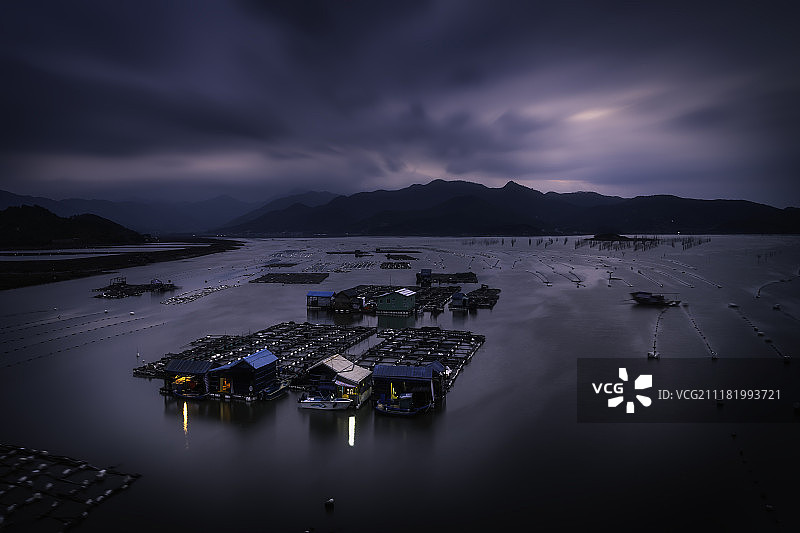 海上人家图片素材