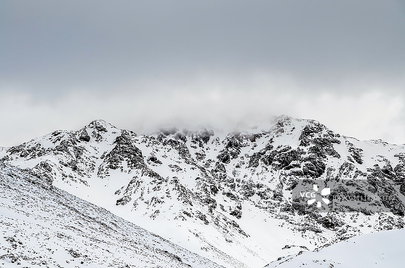 冬天的山景观图片素材