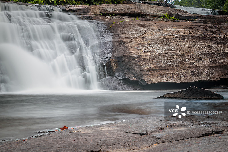 三重瀑布（中部瀑布）图片素材