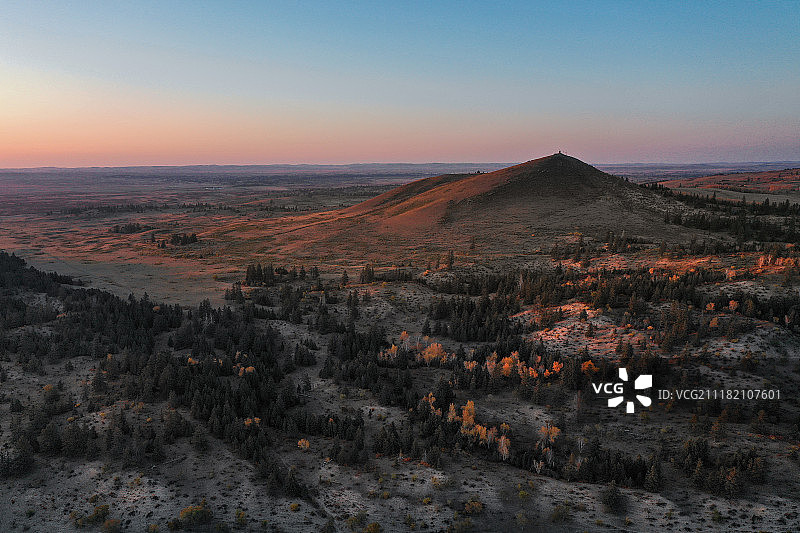 敖包 黄昏图片素材