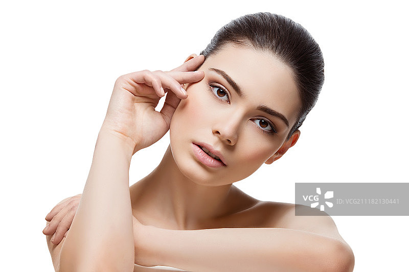 白色背景下的美丽年轻女子 портрет图片素材