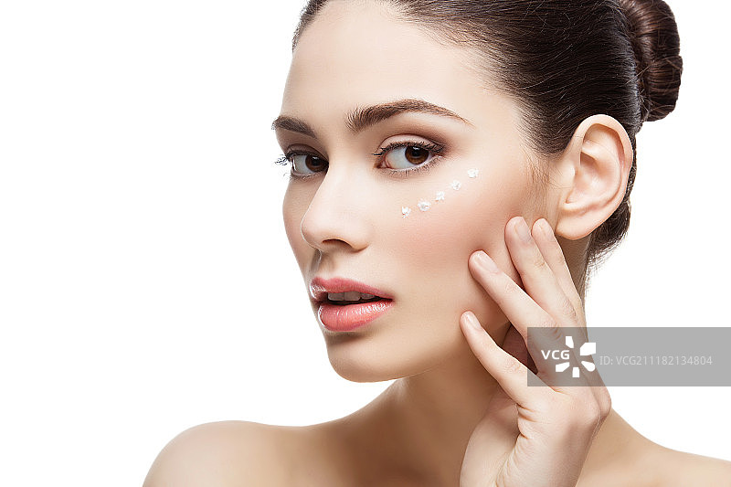 脸颊带妆的女子画像图片素材