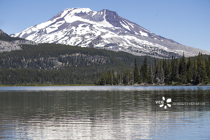 三姐妹山脉图片素材