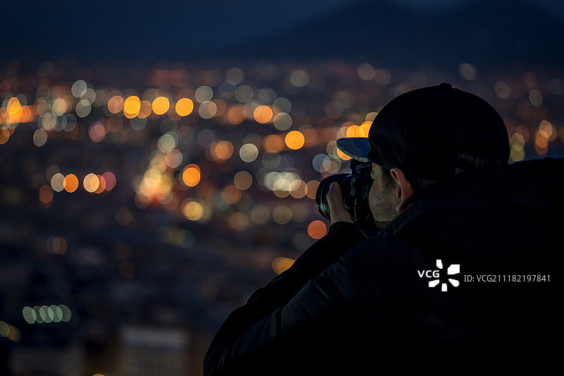 夜晚摄影师拍摄场景图片素材