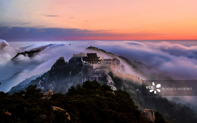 池州九华山的日出景观图片素材