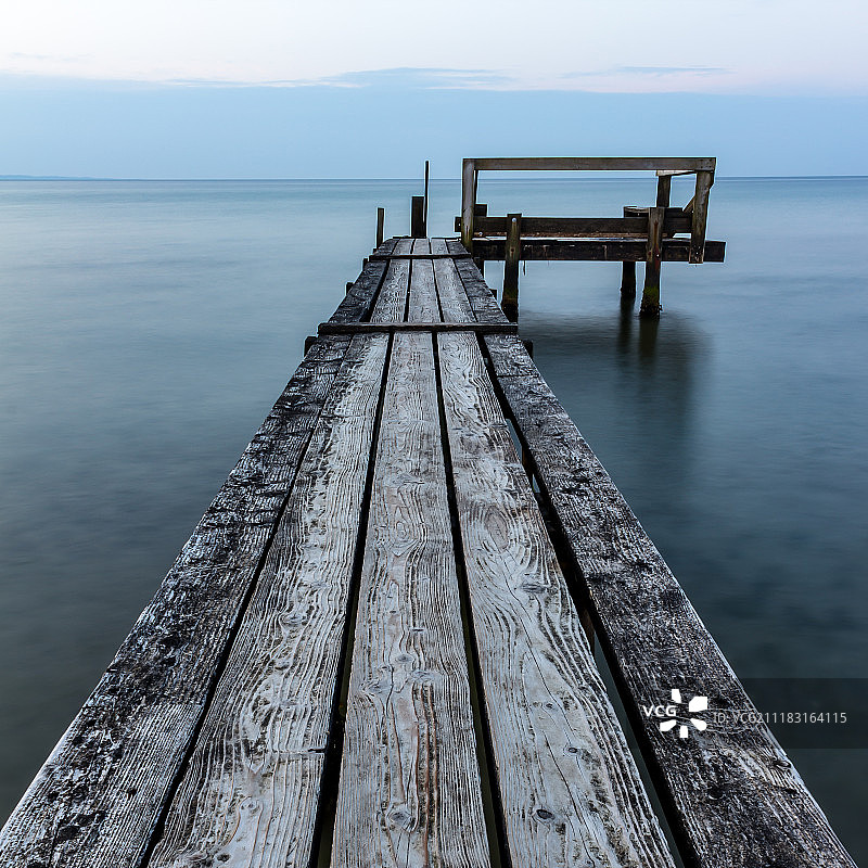 简单的水图片素材