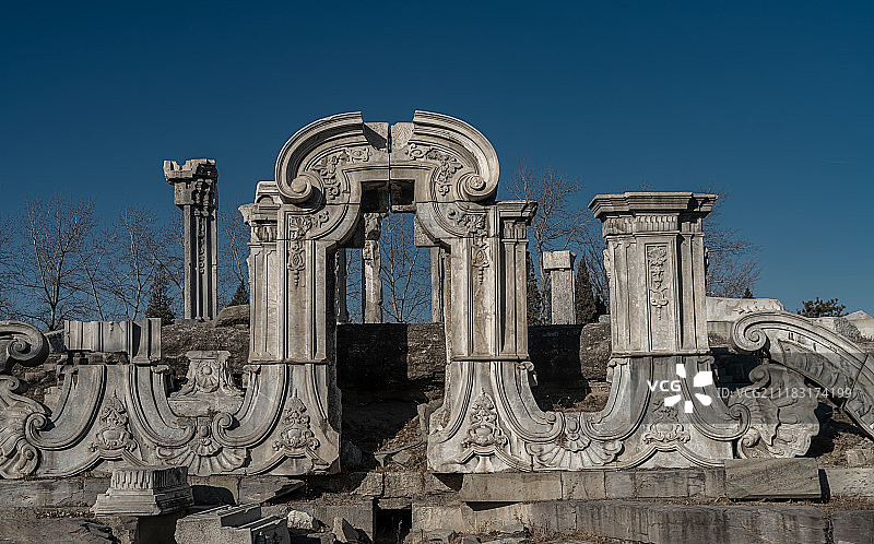 白天的北京圆明园遗址图片素材