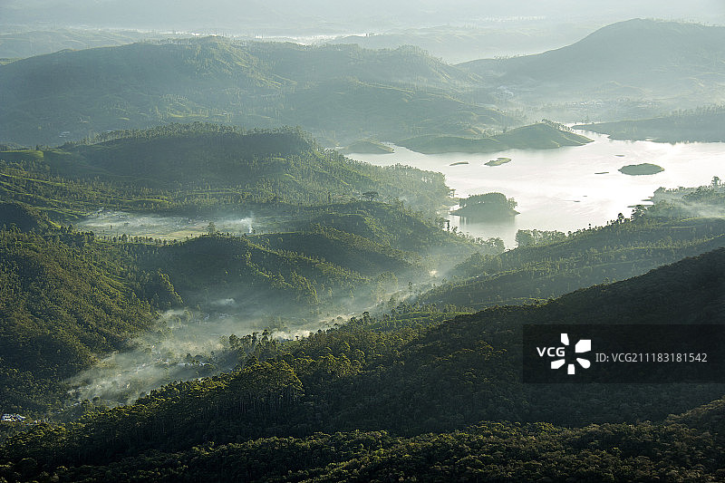 努瓦拉埃利亚马斯凯利亚水库日出图片素材