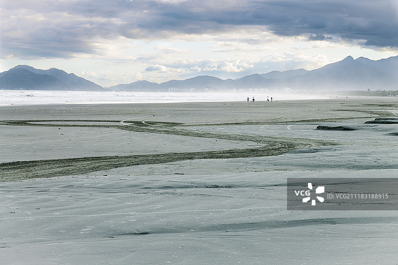 傍晚时分的海滩图片素材