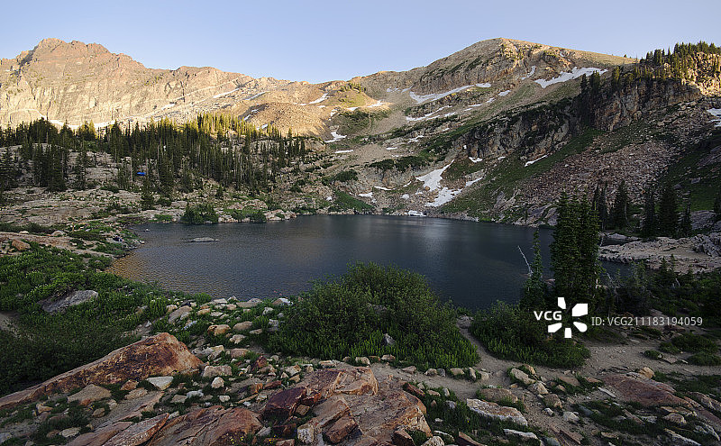 秘密湖泊图片素材
