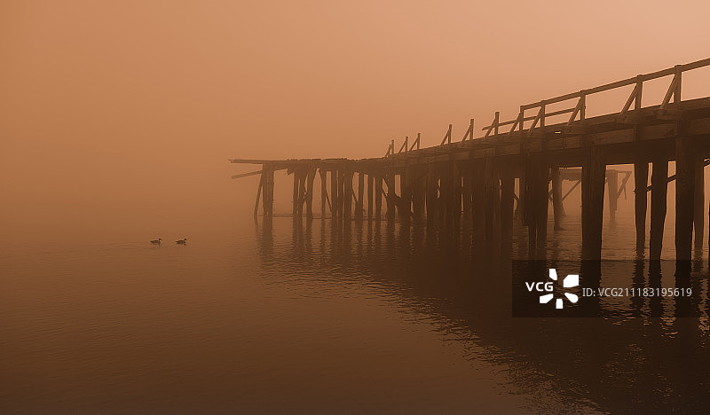 旧码头图片素材