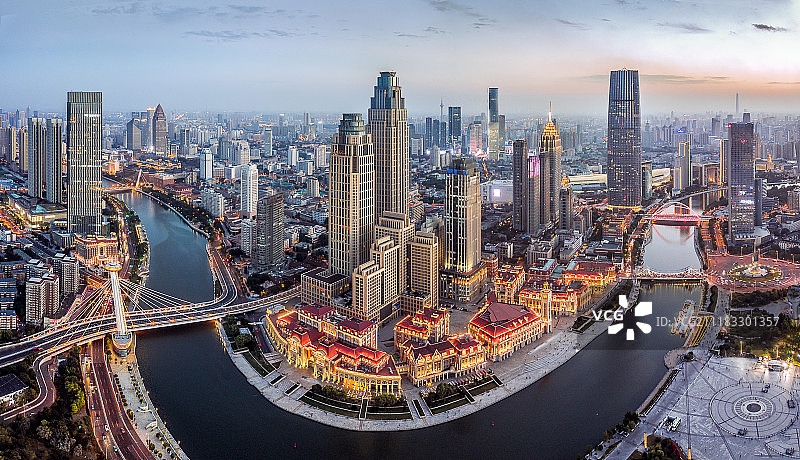 天津津湾广场全景图片素材