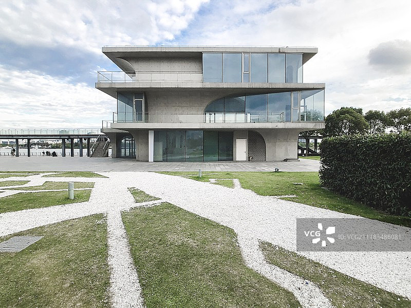 上海美术馆现代建筑图片素材