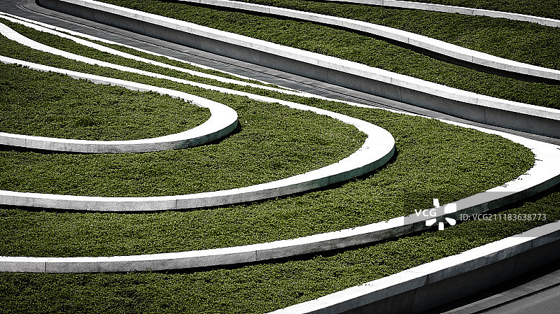 水波草坪图片素材