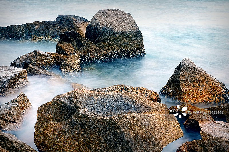 岩石海岸图片素材
