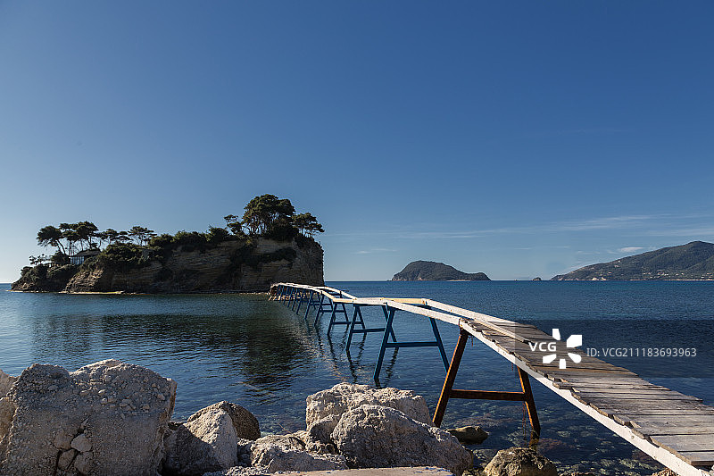 岛屿海上人行桥景观图片素材