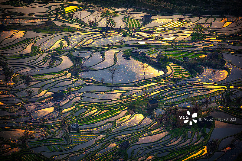 来自天堂的倒影图片素材
