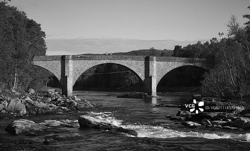 波塔奇桥图片素材
