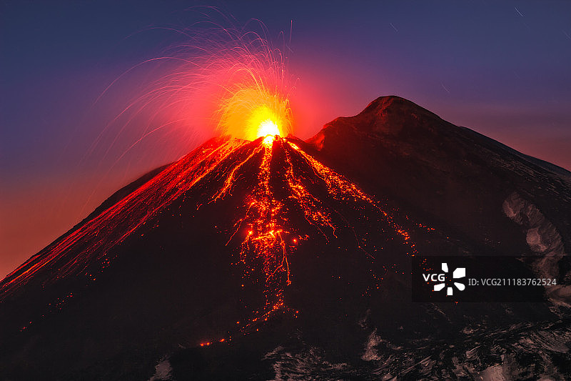 埃特纳火山图片素材