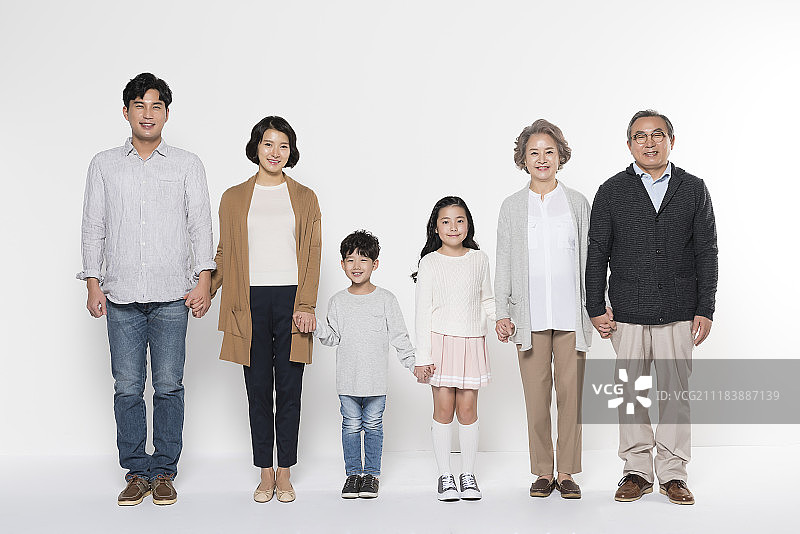 大手牵小手全家福摄影图片素材