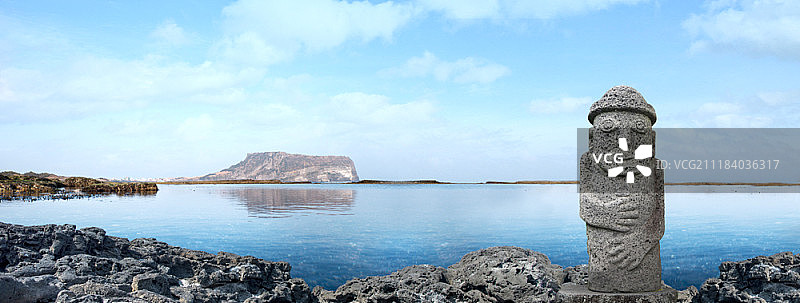 济州岛的石头爷爷图片素材