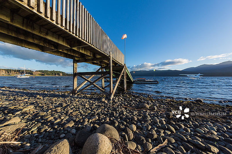 新西兰湖岸图片素材