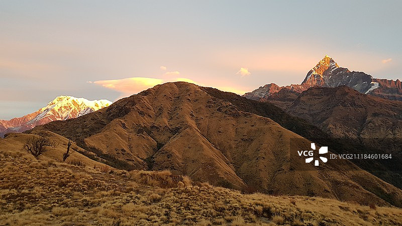 鱼尾峰图片素材