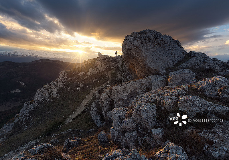 我看见你了图片素材