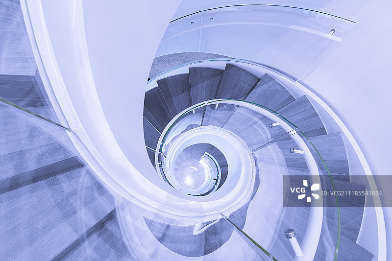 冷色旋转楼梯建筑图片素材