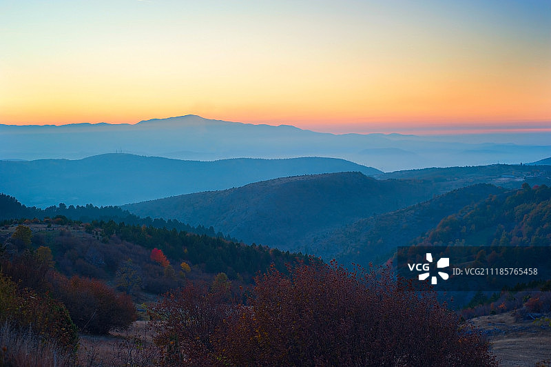 美丽山脉的日落图片素材