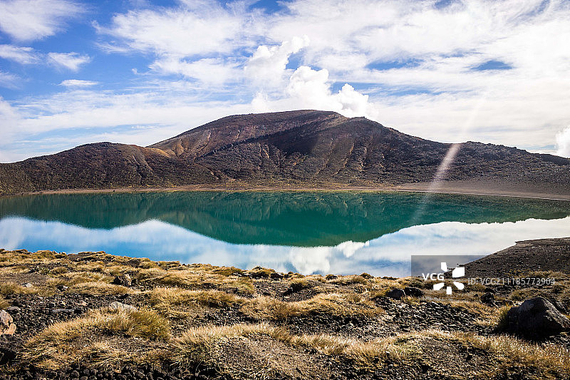长途跋涉之后图片素材