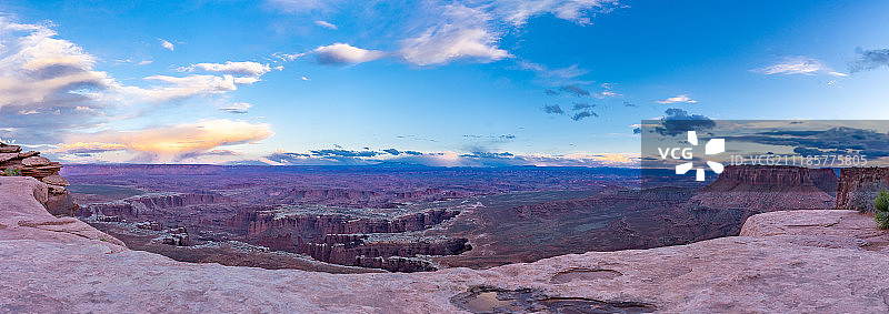 峡谷风光全景图片素材
