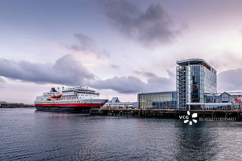 斯沃尔维尔邮轮码头图片素材