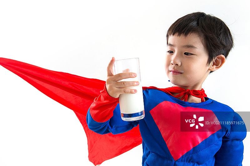 小男孩扮超人图片素材