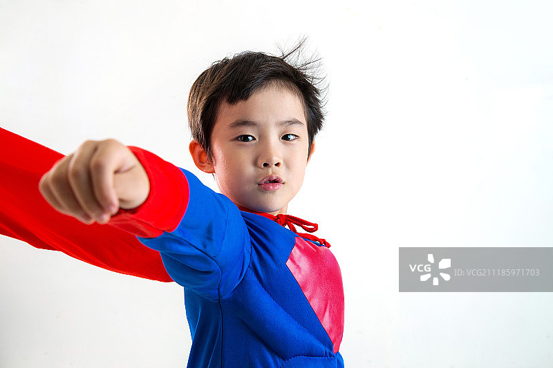 小男孩扮超人图片素材