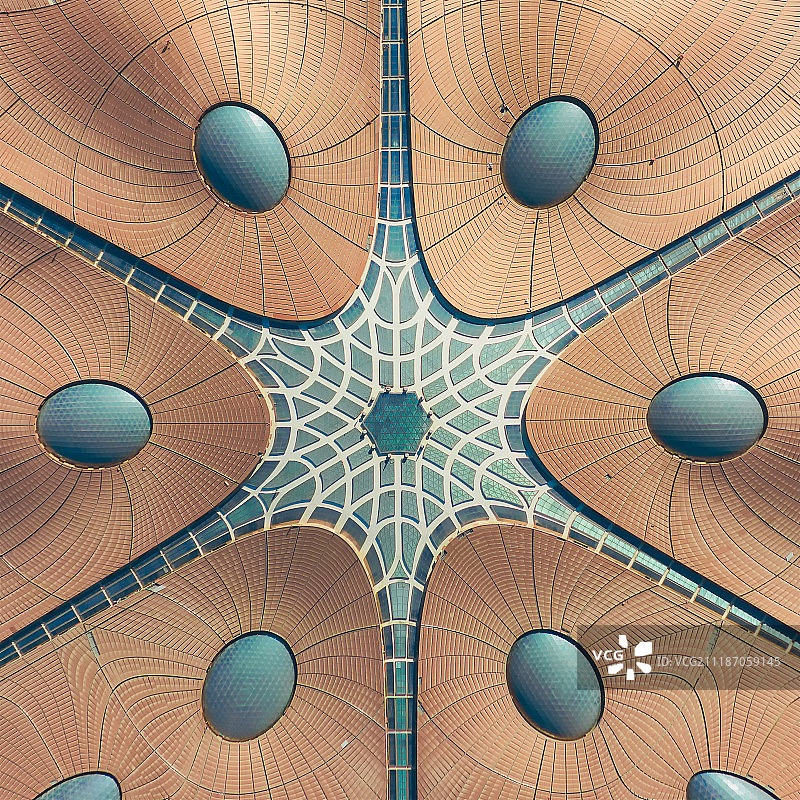 俯瞰北京大兴新机场屋顶中心图片素材