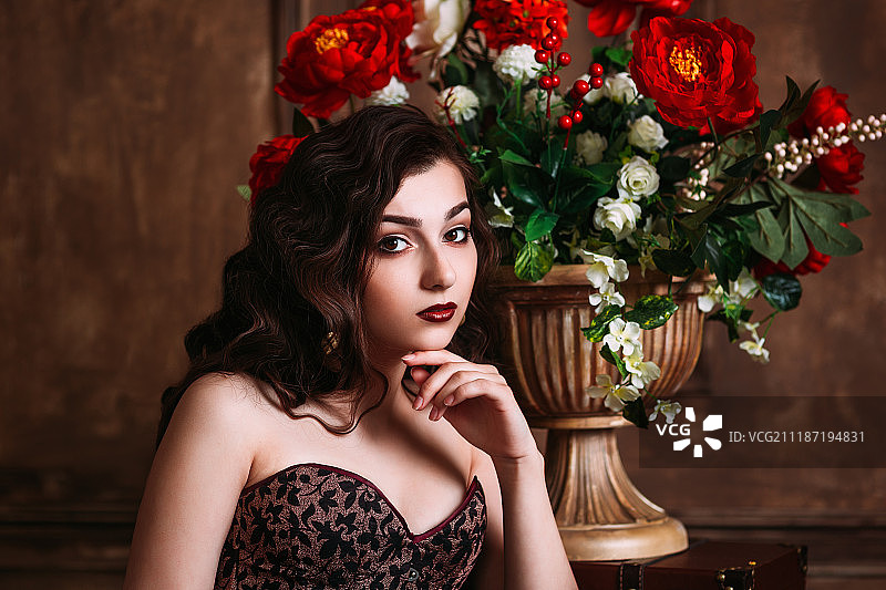 美丽的复古风格女人肖像图片素材