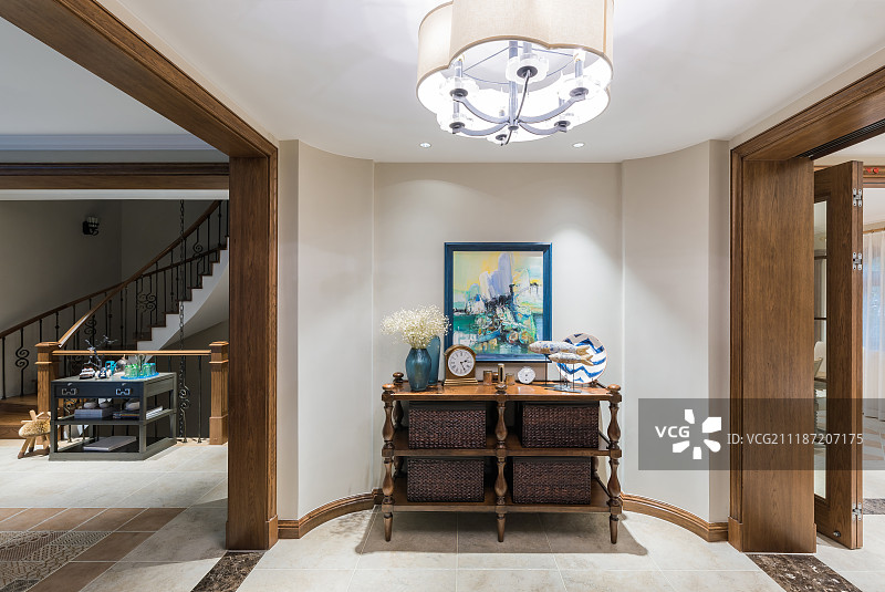 别墅门厅样板间图片素材