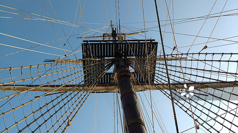 旧船桅杆风光图片素材