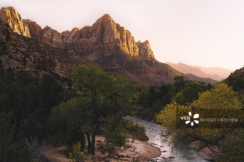 沙漠绿洲图片素材