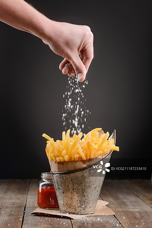 手撒盐图片素材